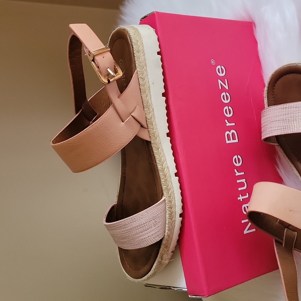Sandals - Picture 2 of 4